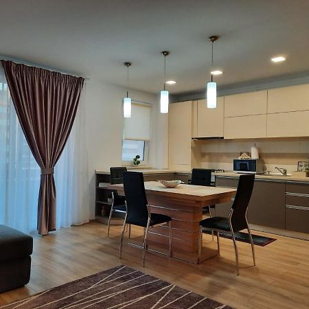 Sorin'S Comfortable Apartment บราชอฟ ภายนอก รูปภาพ