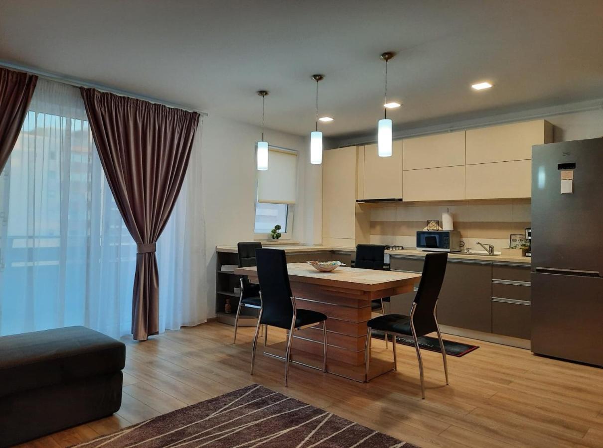 Sorin'S Comfortable Apartment บราชอฟ ภายนอก รูปภาพ